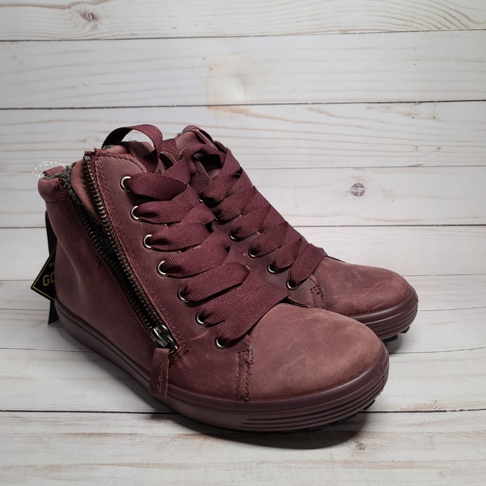 Ecco Womens Soft 7 Tred Gore-Tex Boot Faux Fur Lin
